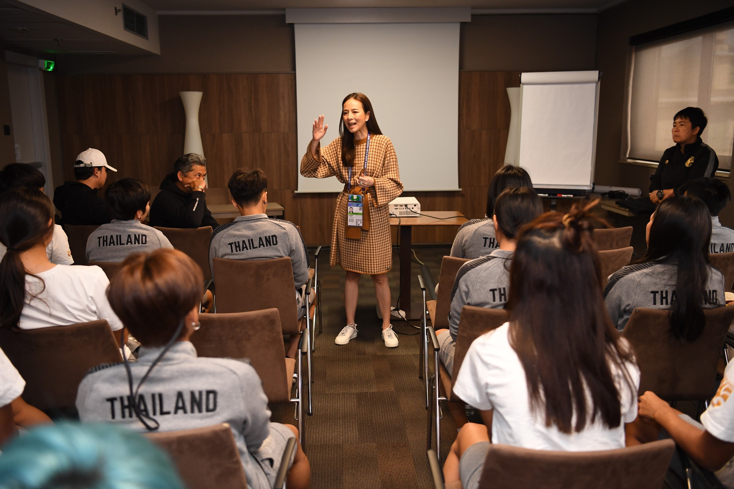 นวลพรรณ ล่ำซำ ฟุตบอลหญิงชิงแชมป์โลก 2019 ฟุตบอลหญิงทีมชาติไทย ฟุตบอลโลกหญิง 2019