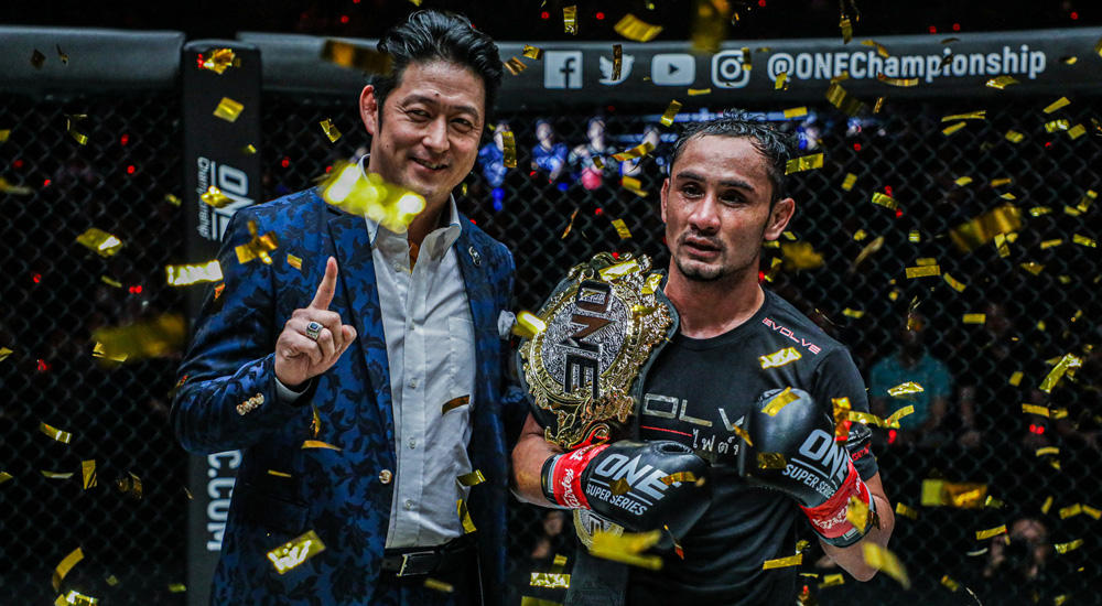 ONE Championship ONE: MARK OF GREATNESS สามเอ ไก่ย่างห้าดาว หวัง จึงกวง อีเลียส มาห์มูดี เลิศศิลา ภูเก็ตท็อปทีม