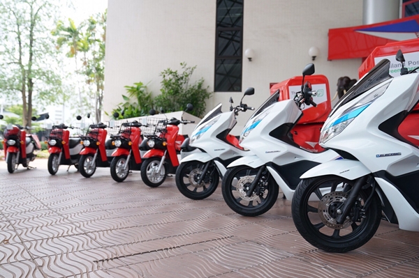 Thailand Post Green Energy with Honda 