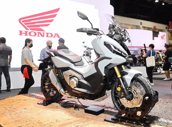 Honda X-ADV750