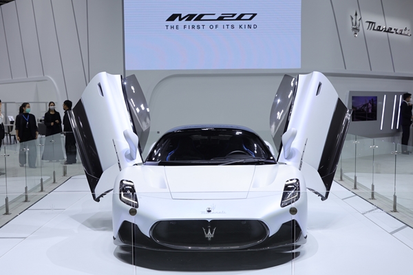 Maserati MC20