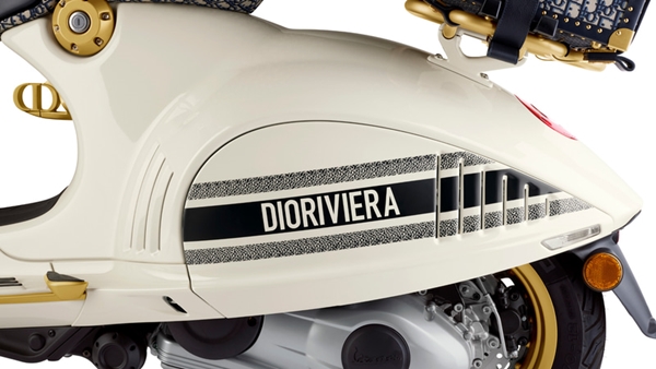 Vespa 946 Christian Dior