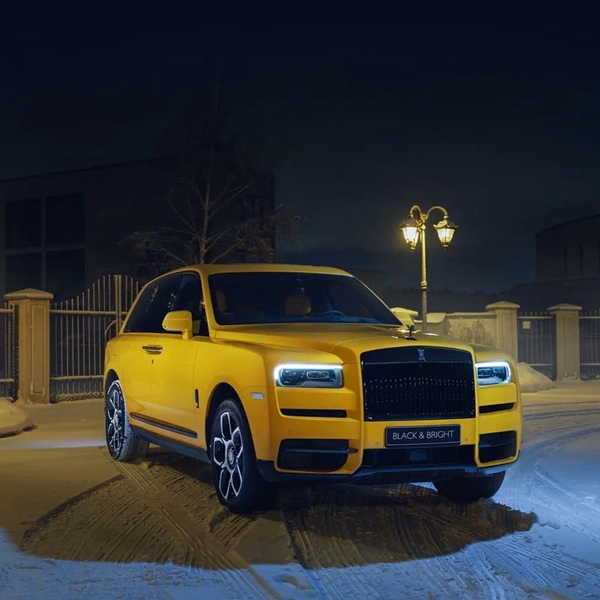 Rolls-Royce Cullinan Black and Bright Collection