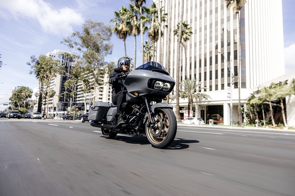 Road Glide ST