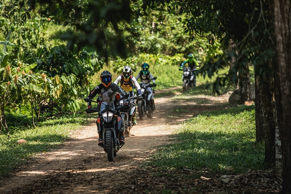 THE KTM RIDERS ACADEMY