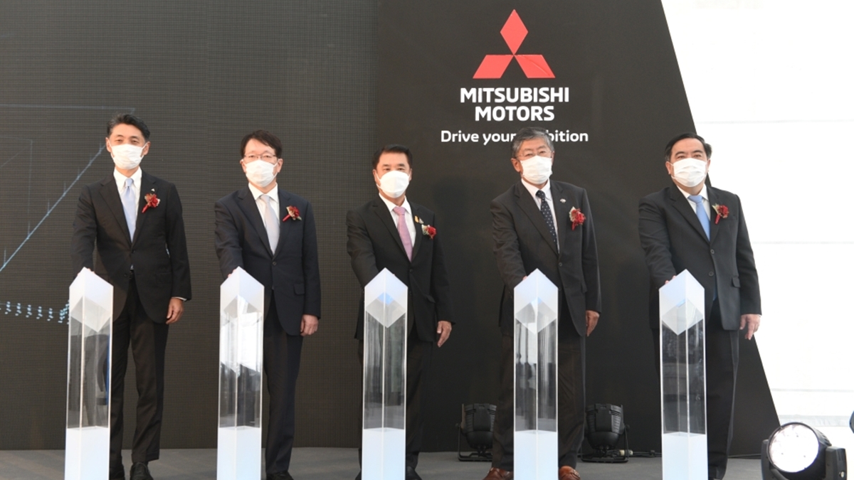 Mitsubishi ชลบุรี นิคมอุตสาหกรรมแหลมฉบัง มิตซูบิชิ โรงงานพ่นสีรถยนต์