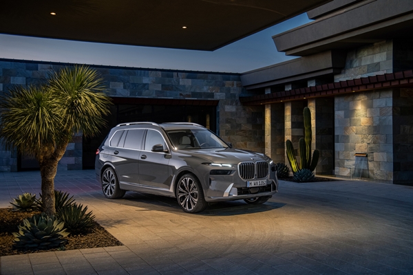 BMW-X7