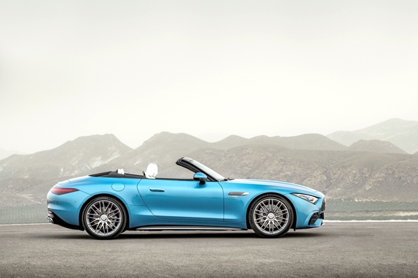 Mercedes-AMG SL43