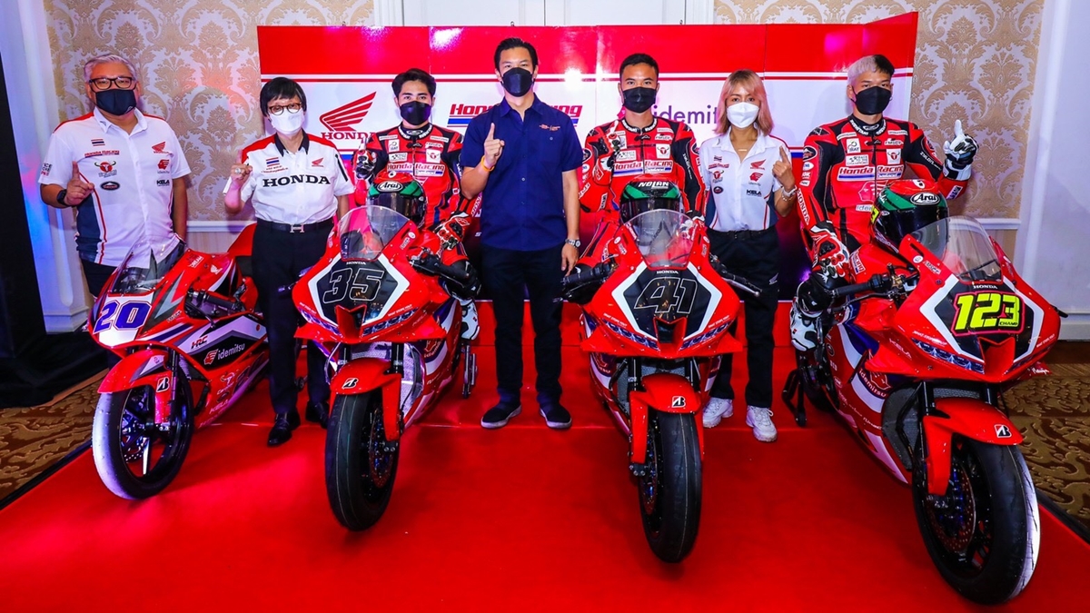 Honda Racing Thailand OR BRIC Superbike 2022 Race To The Champion กฤชพร แก้วสนธิ นครินทร์ อธิรัฐภูวภัทร์ ภาสวิชญ์ ฐิติวรารักษ์ ฮอนด้า เรซ ทู เดอะ แชมเปี้ยน ฮอนด้า เรซซิ่ง ไทยแลนด์