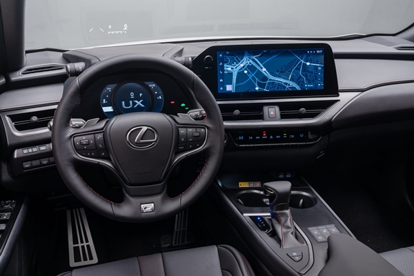 Lexus_UX