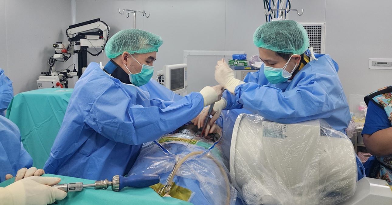 Endo TLIF รพ.สไปน์แอนด์เนิร์ฟ รพ.เอส รักษาเชื่อมข้อกระดูกสันหลัง เทคนิคผ่าตัดส่องกล้องเชื่อมข้อกระดูกสันหลัง