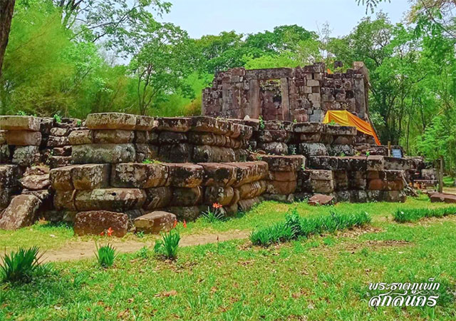 ปราสาทภูเพ็ก พระธาตุนารายณ์เจงเวง พระธาตุภูเพ็ก