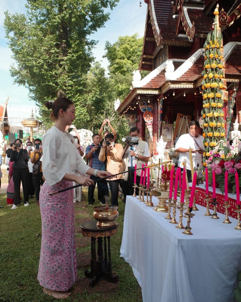 แพนเค้ก ทำบุญครบรอบ 150 ปี วันประสูติเจ้าดารารัศมี 