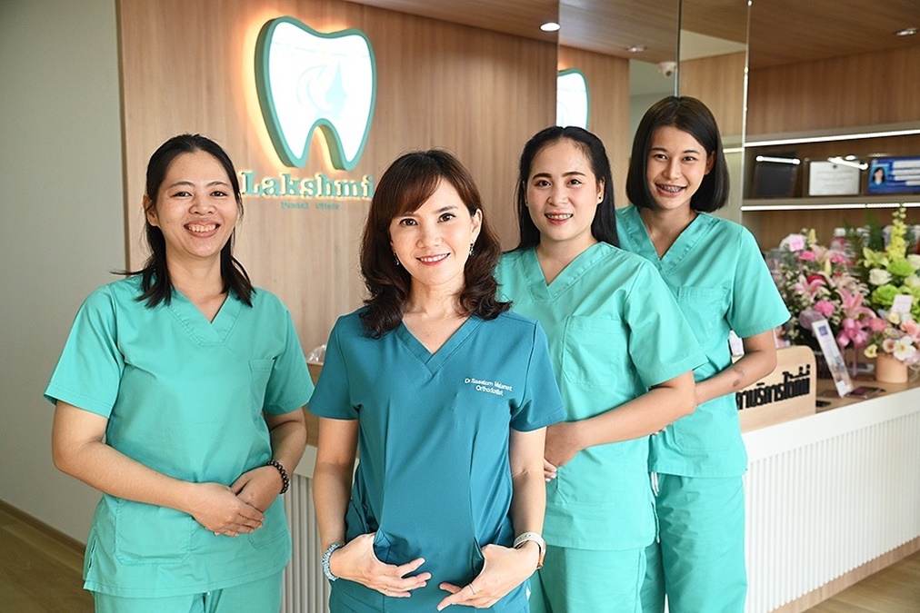 จัดฟันแฟชั่น ลักษมี เดนทัลคลินิก หมอจัดฟัน
