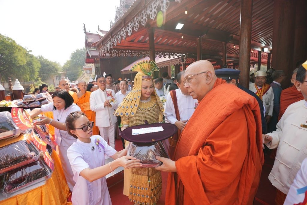 ผู้ช่วยเจ้าอาวาสวัดพระธรรมกาย ร่วมสมโภชอุโบสถ 160 ปี วัดมหาธรรมิกยามะ ชเวจิน ไตมาจี