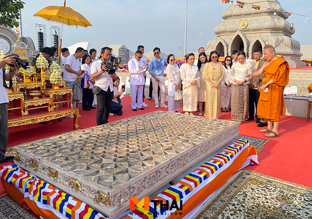 ต้นปรมตฺถสิริมหาโพธิ หน่อเนื้อพุทธางกูร พระแท่นวัชรอาสน์ พิธีสมโภชพระแท่นวัชรอาสน์