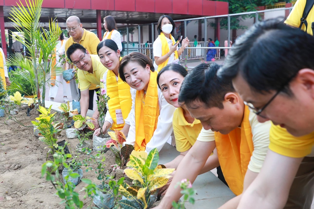 กระทรวงวัฒนธรรม จิตอาสา ปลูกต้นไม้ พระมหาเจดีย์พุทธคยา