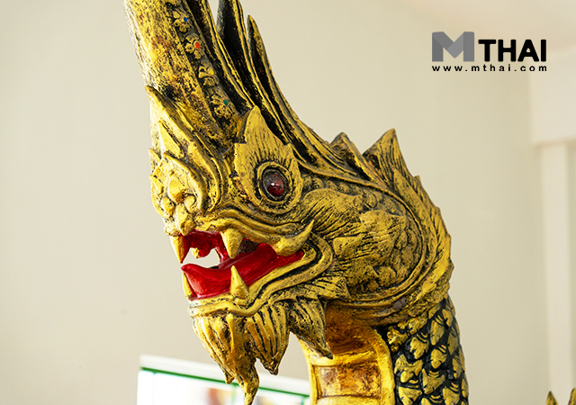 พญานาค วัดนพรัตนาราม วัดสวยปทุมธานี