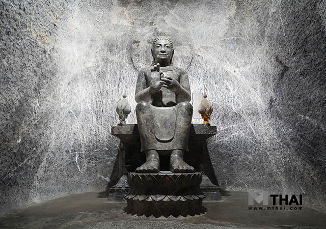 ปฏิบัติธรรม พระนั่งเมืองแก้ว วัดป่าพุทธาราม วัดสวย ราชบุรี