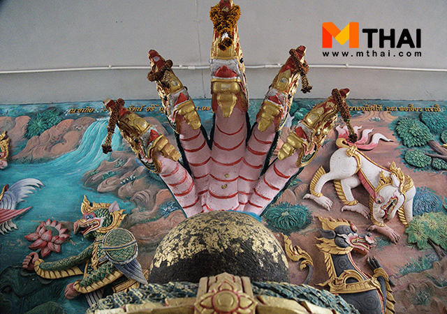 ลอดโบสถ์ วัดดังปทุมธานี วัดบัวทอง