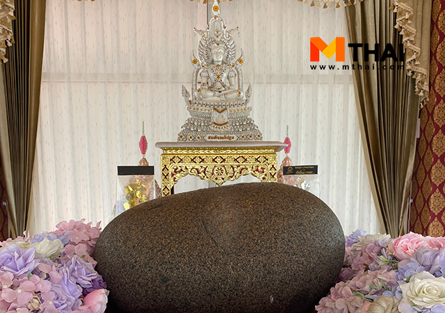 วัดหงส์รัตนารามราชวรวิหาร สิ่งศักดิ์สิทธิ์ฝั่งธน หินอาคม หินอาคม วัดหงส์ หินอาคมศักดิ์สิทธิ์