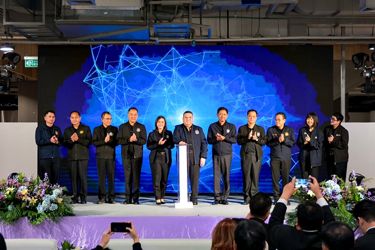 ก.แรงงาน มหกรรมยกระดับคุณภาพชีวิตแรงงานอิสระ อาชีพสร้างเงิน โอกาสสร้างรายได้