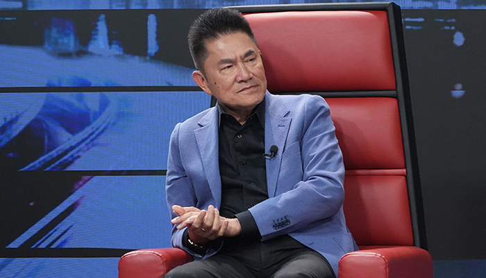 HOT SEAT ตีซี้ตัวตึง ผู้การแต้ม